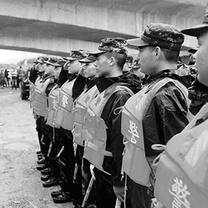 一聲“到”，一生“到”！抗洪前線，萬千老兵集結(jié)