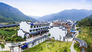 中央和國家機(jī)關(guān)脫貧攻堅(jiān)先進(jìn)集體、優(yōu)秀個人表彰會在京舉行