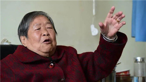 渡江英雄馬毛姐：跟著共產黨，老百姓才有好日子過