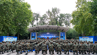 寓教于樂，走進火箭軍工程大學火熱游園現(xiàn)場