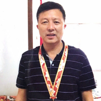 他是金融業(yè)務(wù)骨干，更是深藏不露的一等功臣