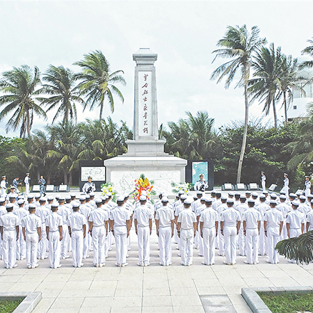 清明節(jié)，全軍官兵通過多種形式祭奠緬懷革命先烈